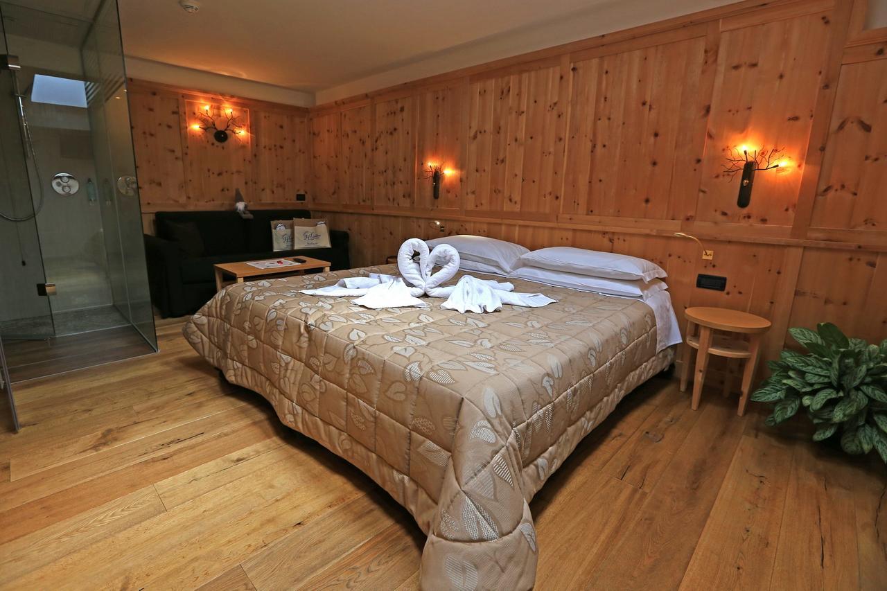 Hotel Ladina กัมปีเตลโลดีฟัสซา ภายนอก รูปภาพ