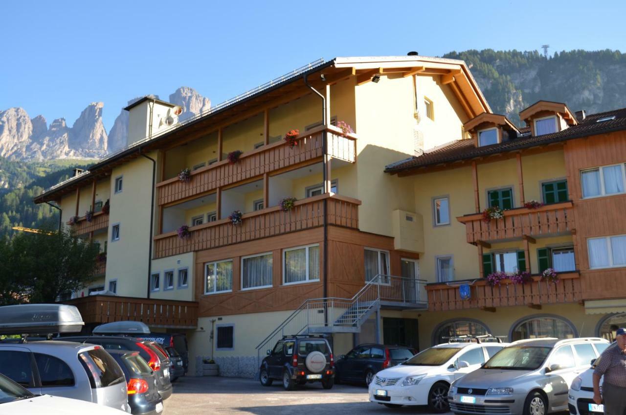 Hotel Ladina กัมปีเตลโลดีฟัสซา ภายนอก รูปภาพ
